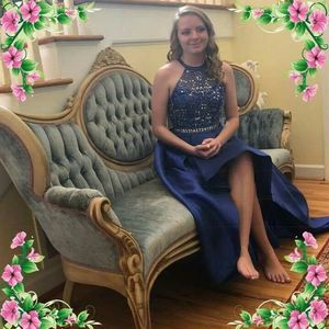 Meet your Posher, Jessica